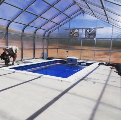 Système de culture hydroponique à tubes d'eau multifonctions pour une efficacité de l'aquaculture en serre