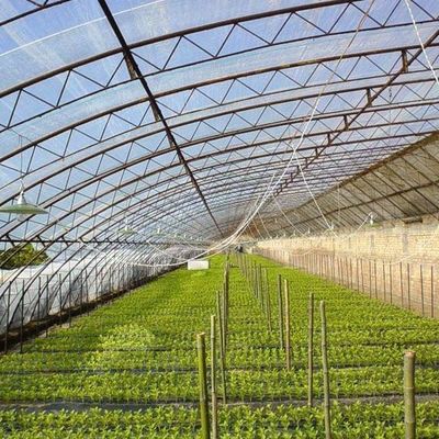 Serre de chauffage temporaire à climat contrôlé pour les tomates et les concombres