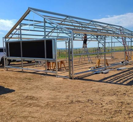 Serre hydroponique à contrôle d'humidité stromique avec toit en arc et conception multi-span